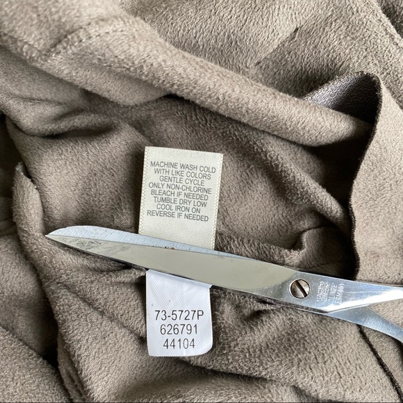 J.Jill UltraSuede Modest Gored MIDI Skirt - Picture 9 of 11